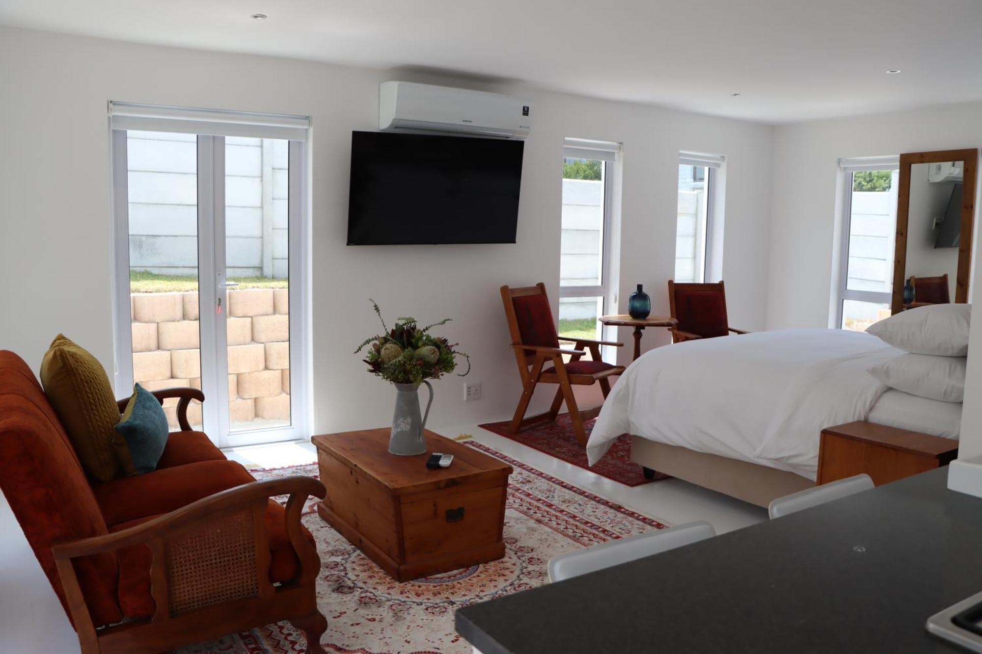 Nivenia Beach House Bettyʼs Bay Exteriör bild