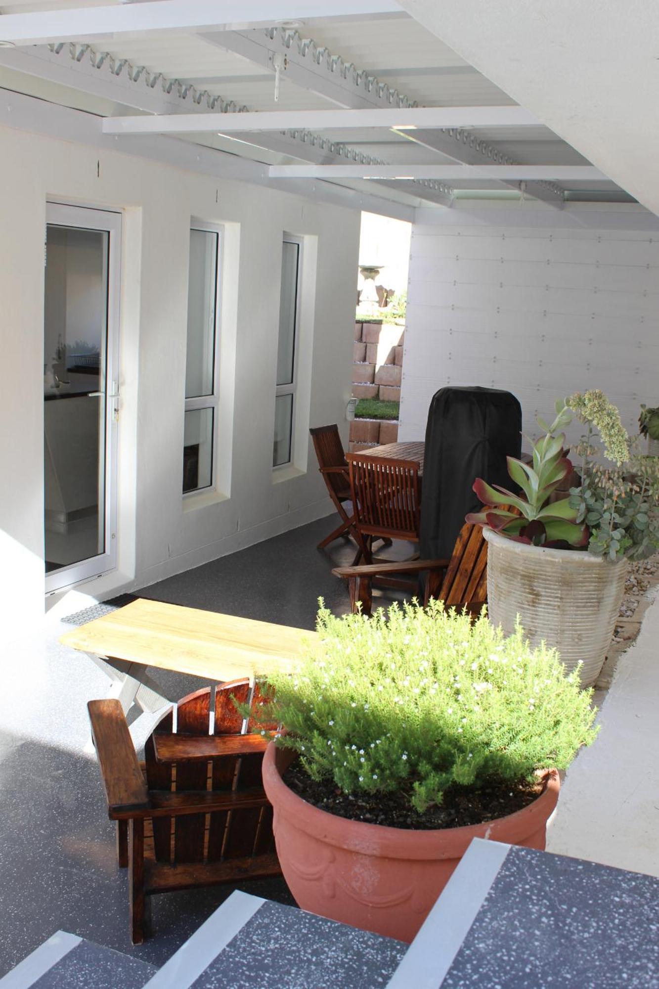 Nivenia Beach House Bettyʼs Bay Exteriör bild