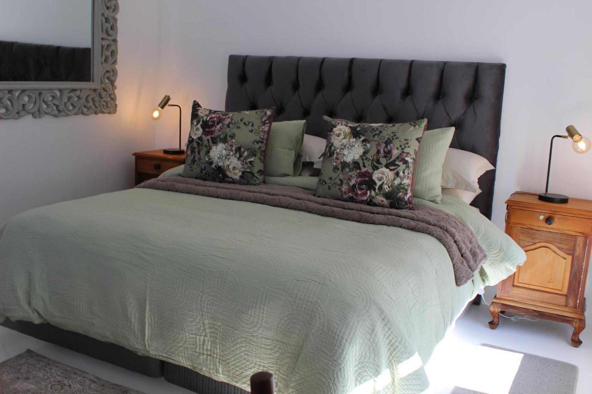 Nivenia Beach House Bettyʼs Bay Exteriör bild